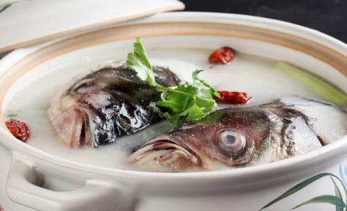 经常吃这四种食谱预防脑萎缩