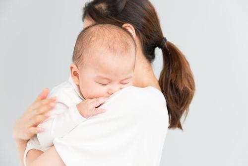 孩子脑萎缩怎么治疗